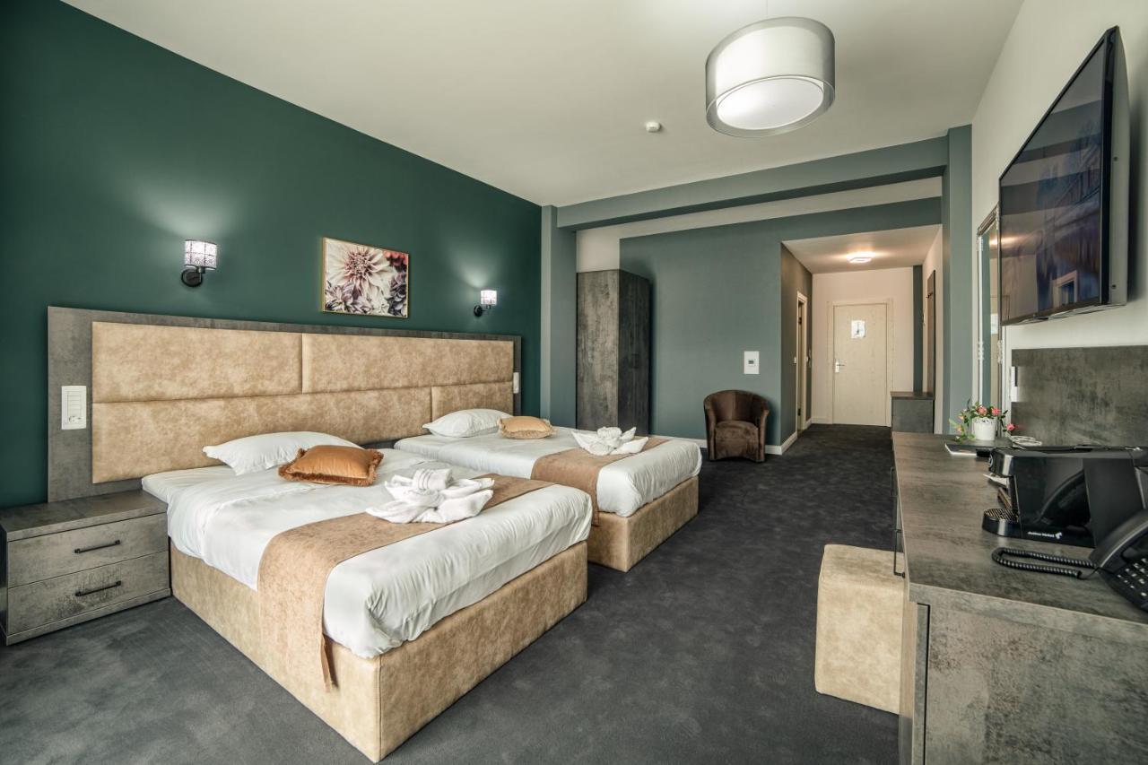Hotel Nordic Twins & Wellness Rădăuţi Eksteriør bilde